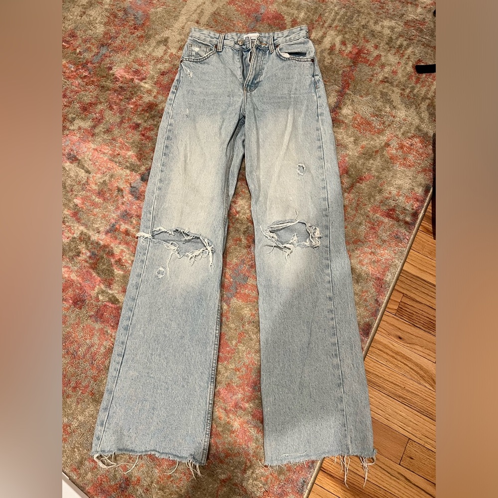 Zara light wash distressed jeans